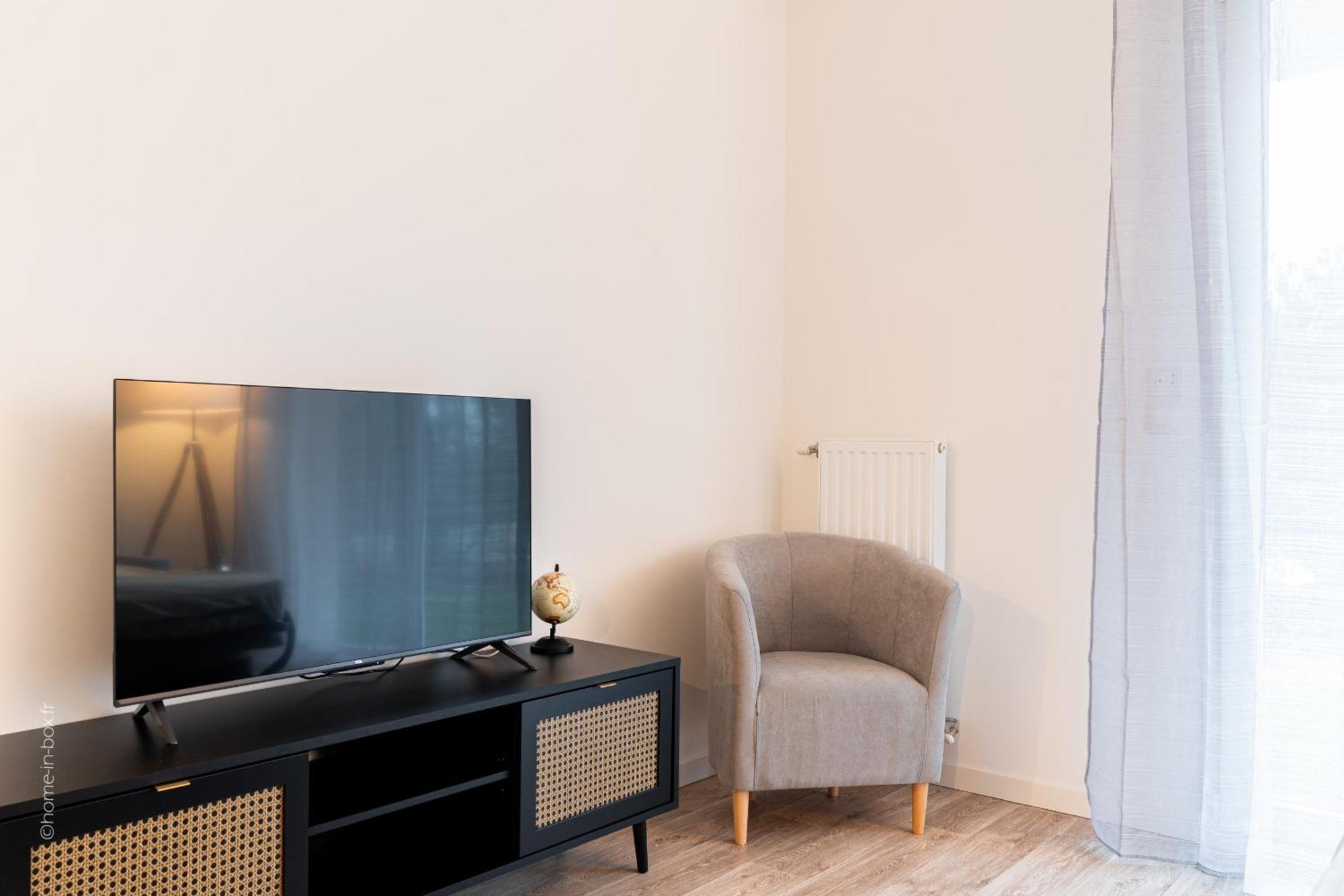 Road To Disney By Plaza Apartment มองต์เตฮวา ภายนอก รูปภาพ
