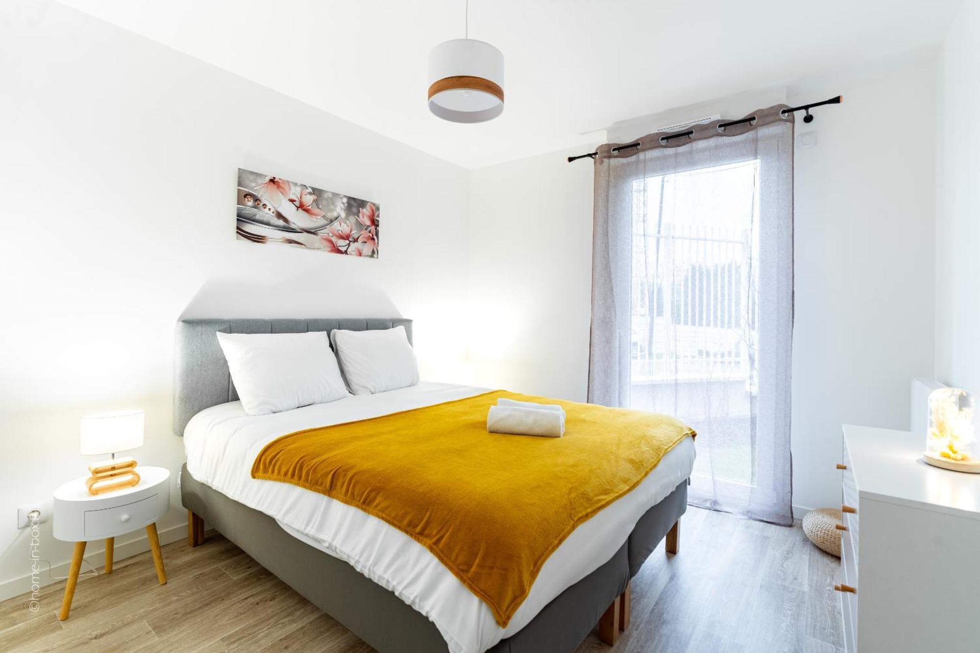 Road To Disney By Plaza Apartment มองต์เตฮวา ภายนอก รูปภาพ